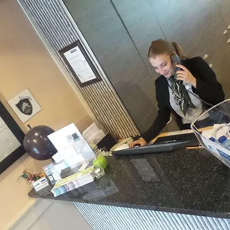 Campanile & Restaurant Arnhem - מלון 3*