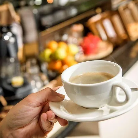 מלון Campanile & Restaurant Arnhem - 3*