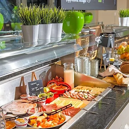 Hotel Campanile & Restaurant Arnhem - 3*