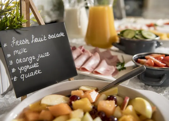 Campanile & Restaurant Arnhem - Hotell