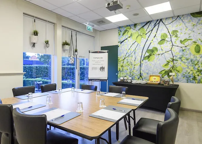 Campanile & Restaurant Arnhem - 3*