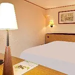 Hotel Campanile & Restaurant Arnhem - 3*