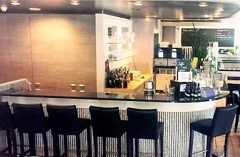 Campanile & Restaurant Arnhem - זבנאר