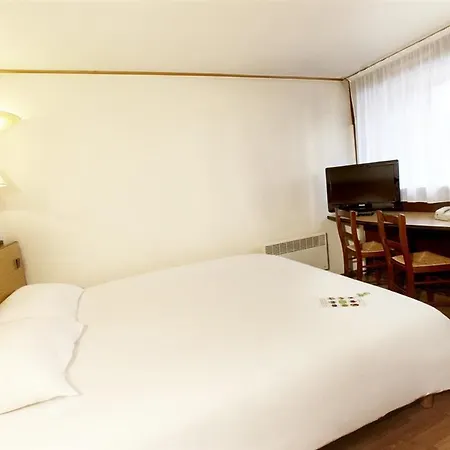 Campanile & Restaurant Arnhem - 3* 제벤나르
