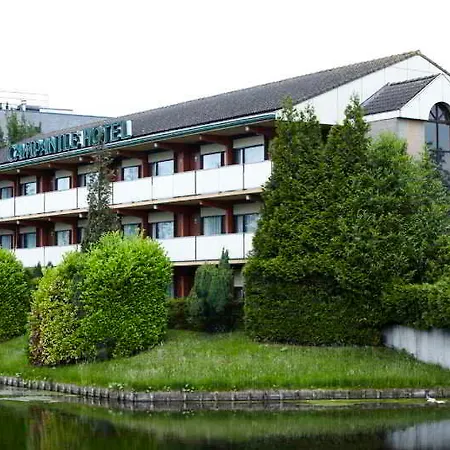Campanile & Restaurant Arnhem - 제벤나르
