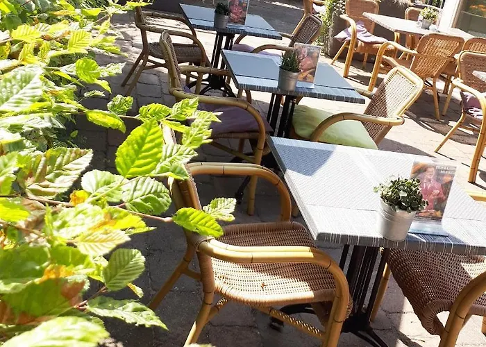 Hotel Campanile & Restaurant Arnhem - 3*