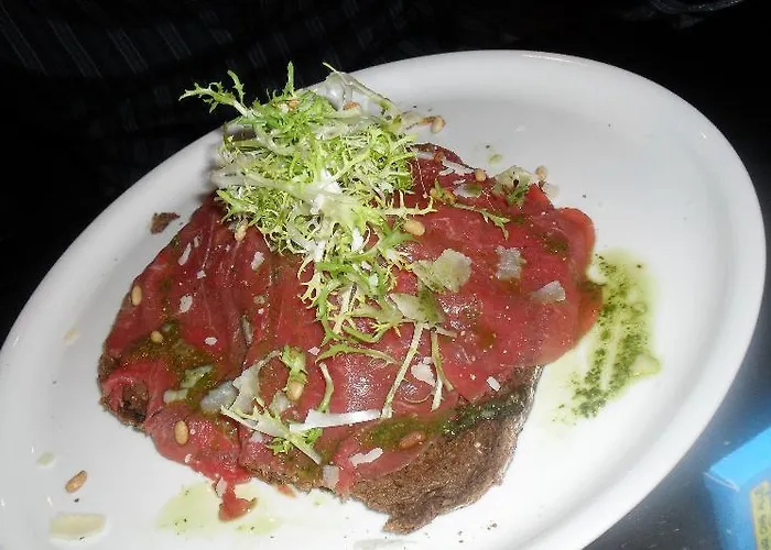 Hotel Campanile & Restaurant Arnhem - 3*